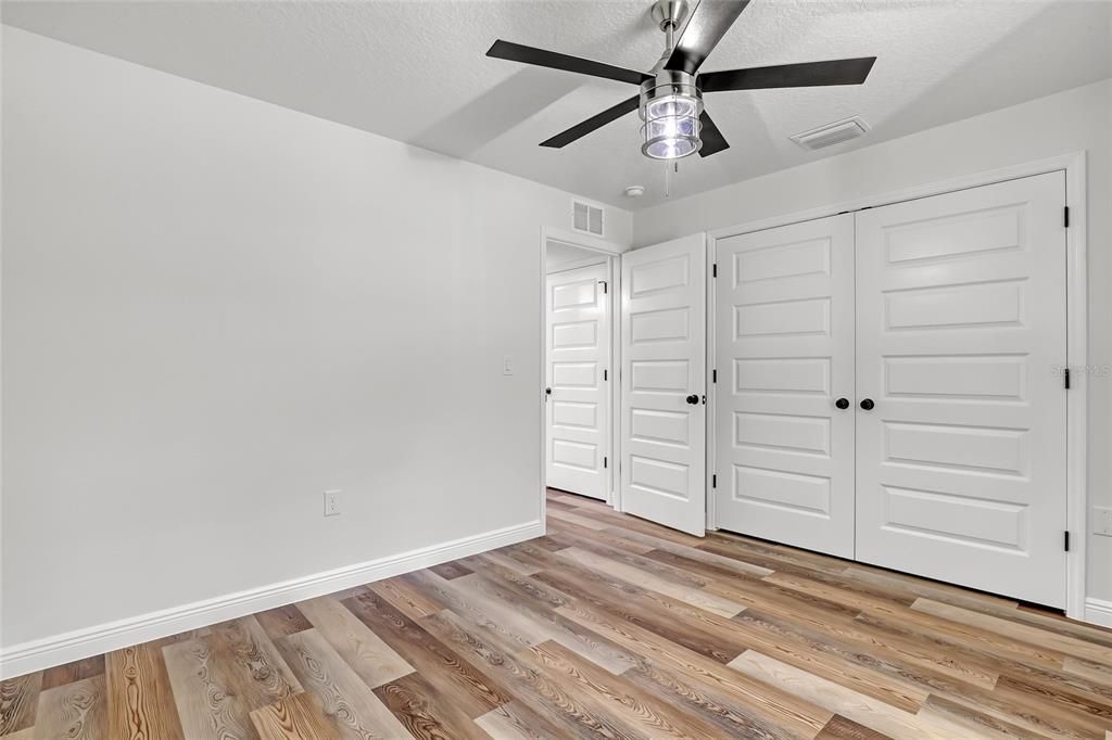 待售: $625,000 (4 贝兹, 3 浴室, 2190 平方英尺)