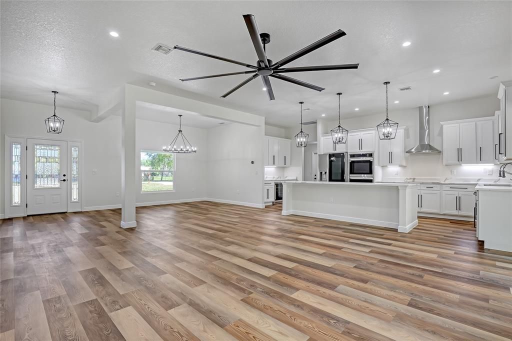 待售: $625,000 (4 贝兹, 3 浴室, 2190 平方英尺)