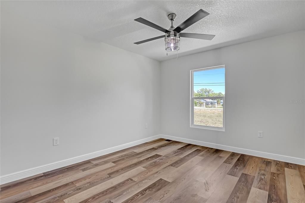 待售: $625,000 (4 贝兹, 3 浴室, 2190 平方英尺)