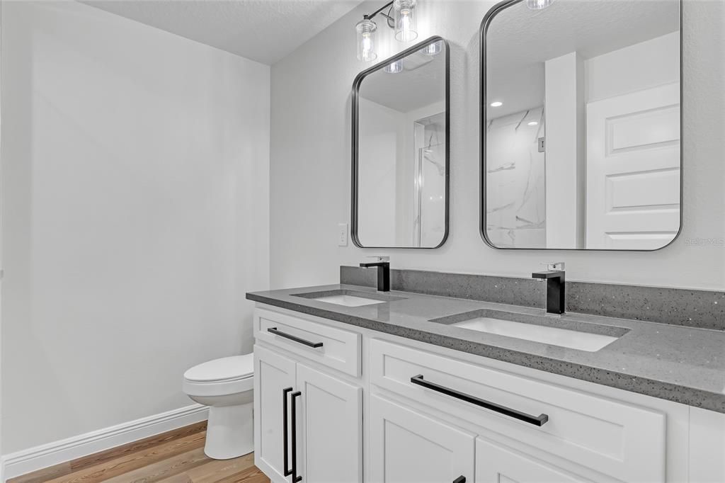 待售: $625,000 (4 贝兹, 3 浴室, 2190 平方英尺)