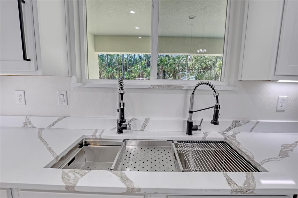 待售: $625,000 (4 贝兹, 3 浴室, 2190 平方英尺)