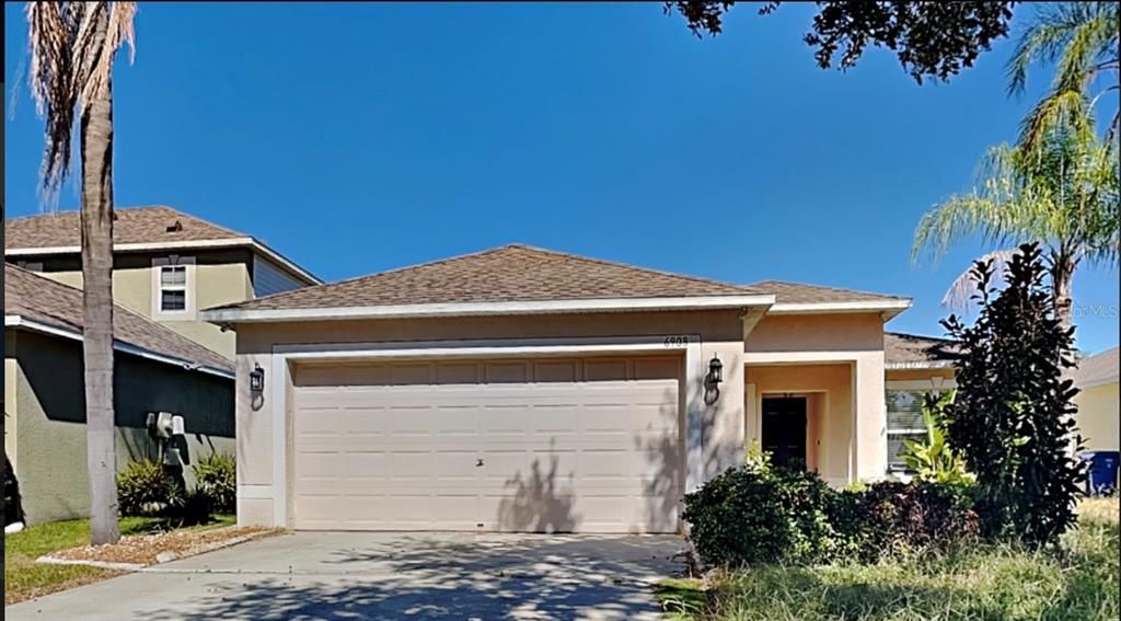 For Rent: $1,899 (4 beds, 2 baths, 1424 Square Feet)