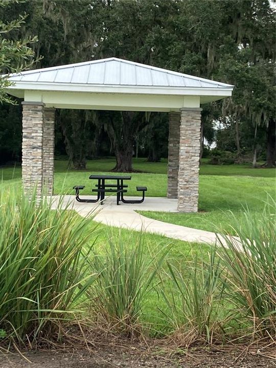 待售: $574,000 (5 贝兹, 3 浴室, 3239 平方英尺)