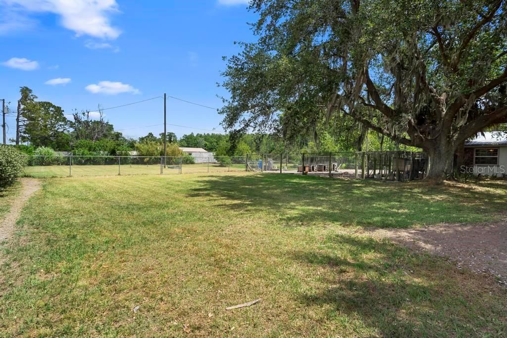 Active With Contract: $609,000 (4 beds, 2 baths, 1985 Square Feet)