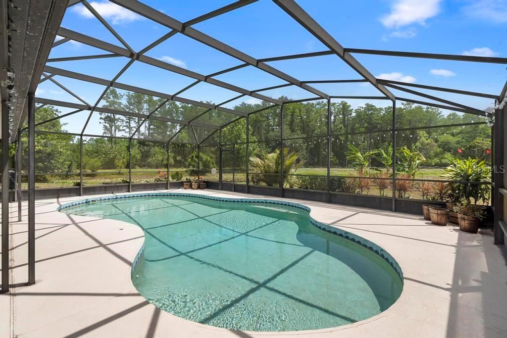 Active With Contract: $609,000 (4 beds, 2 baths, 1985 Square Feet)