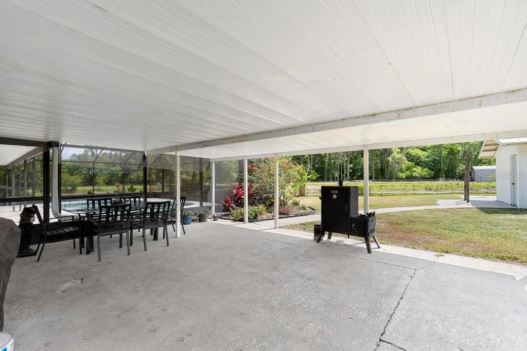 Active With Contract: $609,000 (4 beds, 2 baths, 1985 Square Feet)