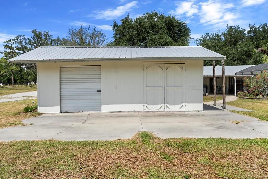 Active With Contract: $609,000 (4 beds, 2 baths, 1985 Square Feet)