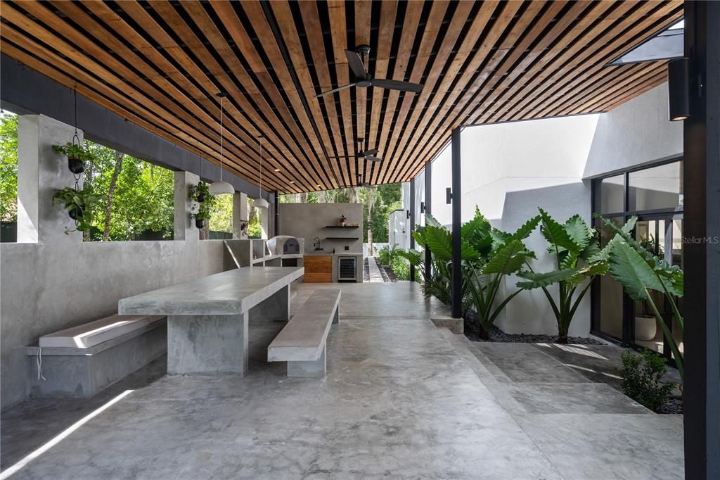 待售: $4,299,000 (7 贝兹, 7 浴室, 14801 平方英尺)