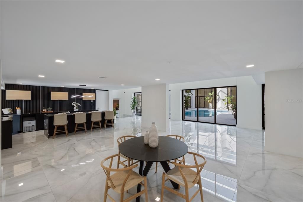 待售: $4,299,000 (7 贝兹, 7 浴室, 14801 平方英尺)