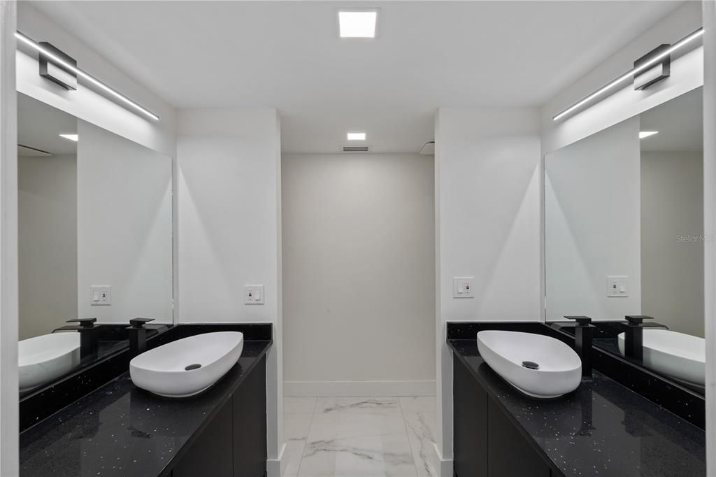 待售: $4,299,000 (7 贝兹, 7 浴室, 14801 平方英尺)