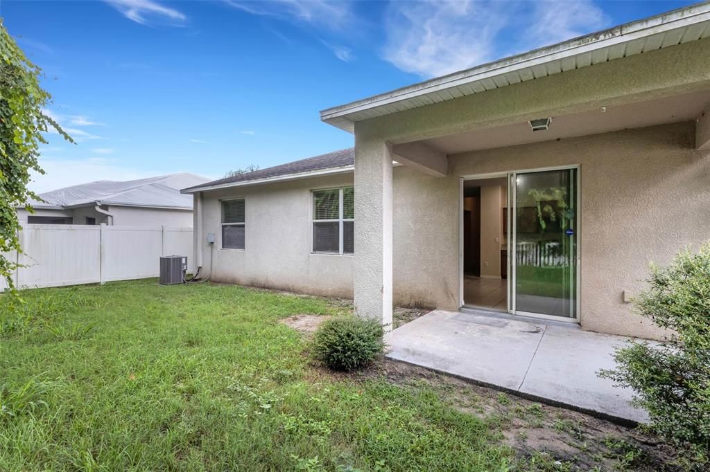 Active With Contract: $255,000 (3 beds, 2 baths, 1533 Square Feet)