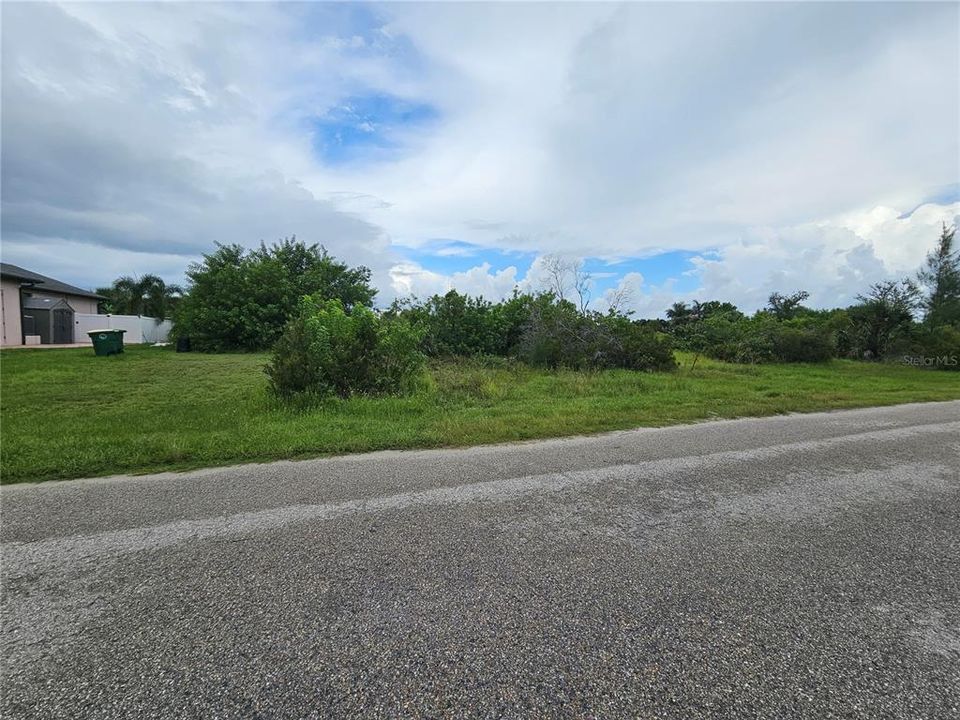 Active With Contract: $35,000 (0.23 acres)