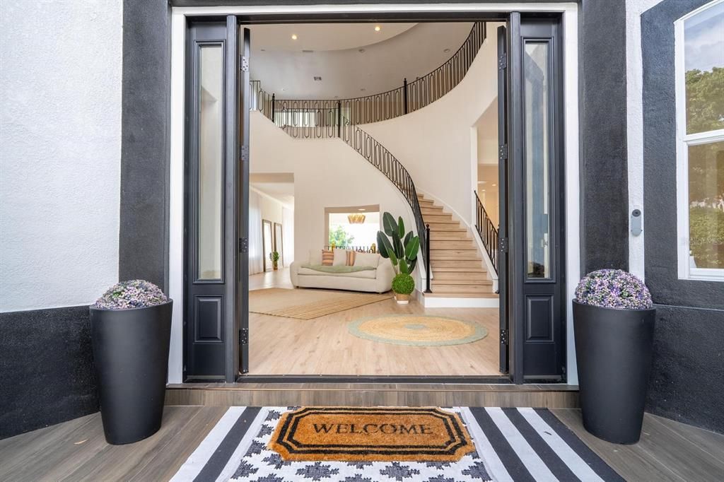 For Sale: $2,744,999 (5 beds, 5 baths, 6244 Square Feet)