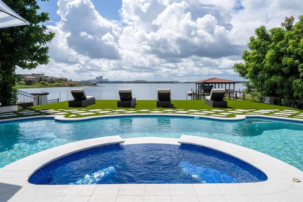 For Sale: $2,744,999 (5 beds, 5 baths, 6244 Square Feet)