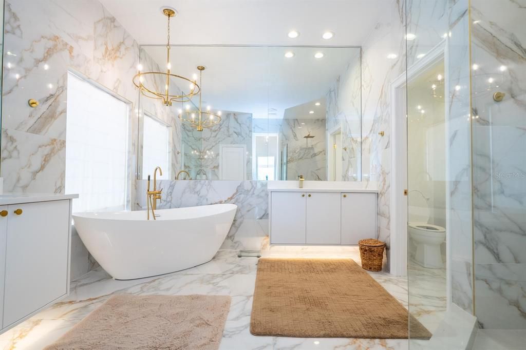 For Sale: $2,744,999 (5 beds, 5 baths, 6244 Square Feet)