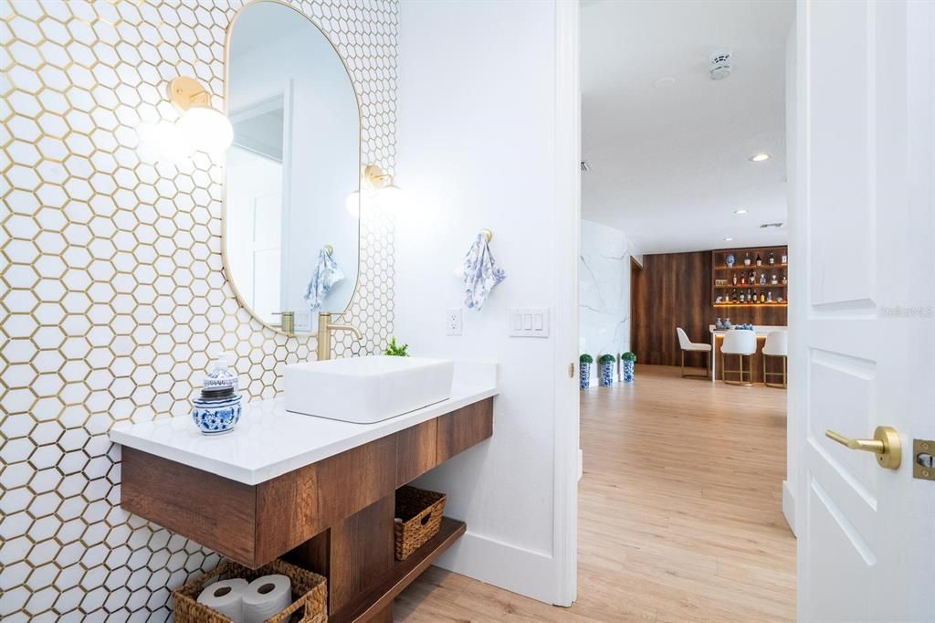 For Sale: $2,744,999 (5 beds, 5 baths, 6244 Square Feet)