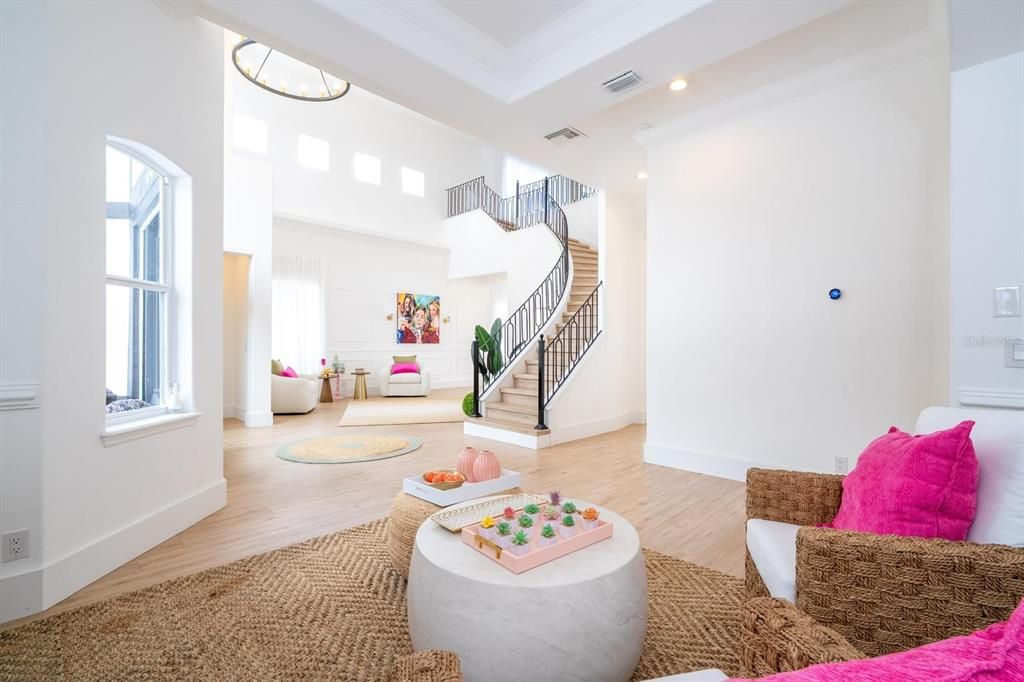 For Sale: $2,744,999 (5 beds, 5 baths, 6244 Square Feet)