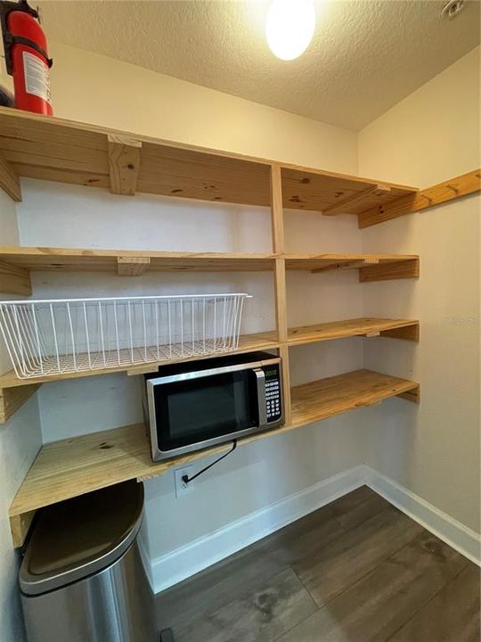 Activo con contrato: $2,095 (2 camas, 2 baños, 1248 Pies cuadrados)