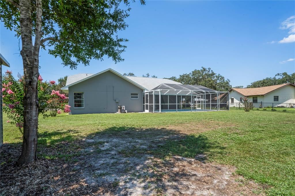 待售: $420,000 (3 贝兹, 2 浴室, 2226 平方英尺)