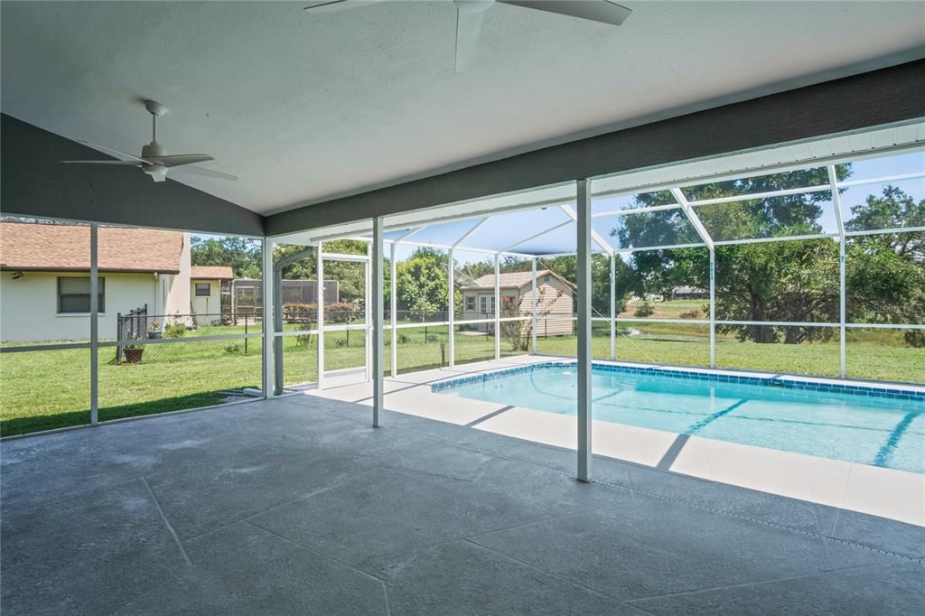 待售: $420,000 (3 贝兹, 2 浴室, 2226 平方英尺)