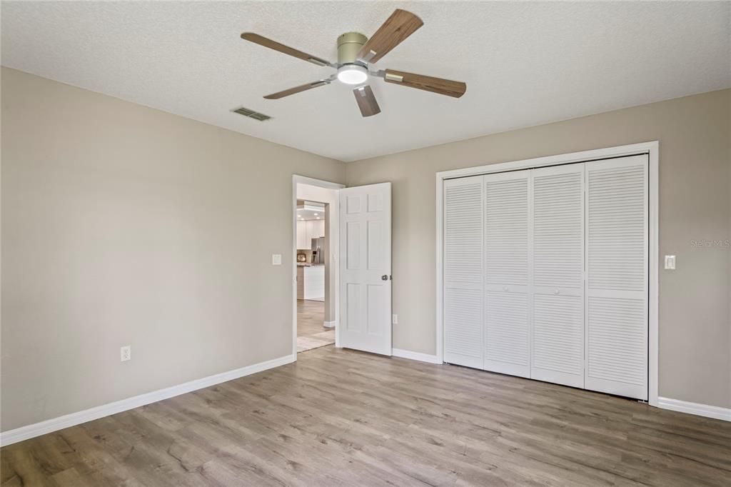 待售: $420,000 (3 贝兹, 2 浴室, 2226 平方英尺)