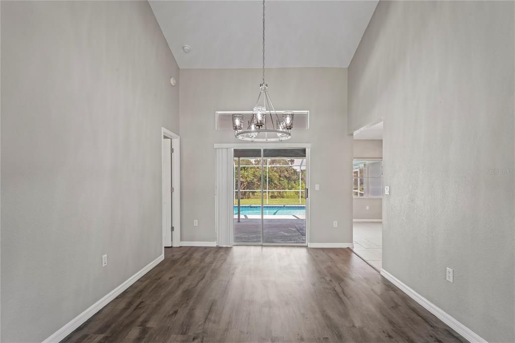 待售: $420,000 (3 贝兹, 2 浴室, 2226 平方英尺)