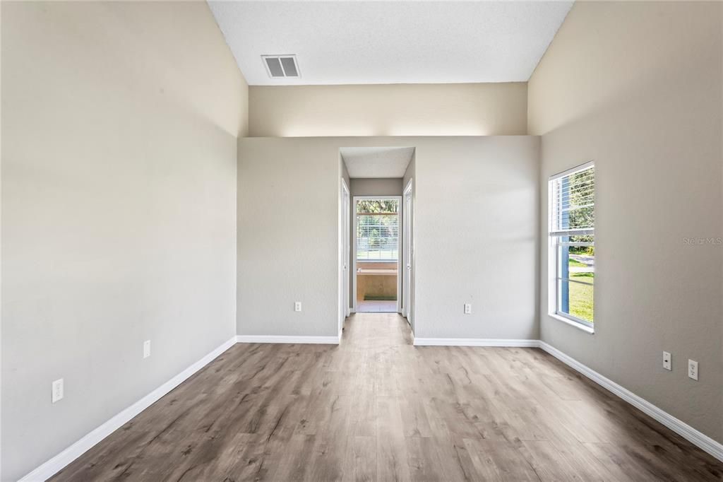 待售: $420,000 (3 贝兹, 2 浴室, 2226 平方英尺)