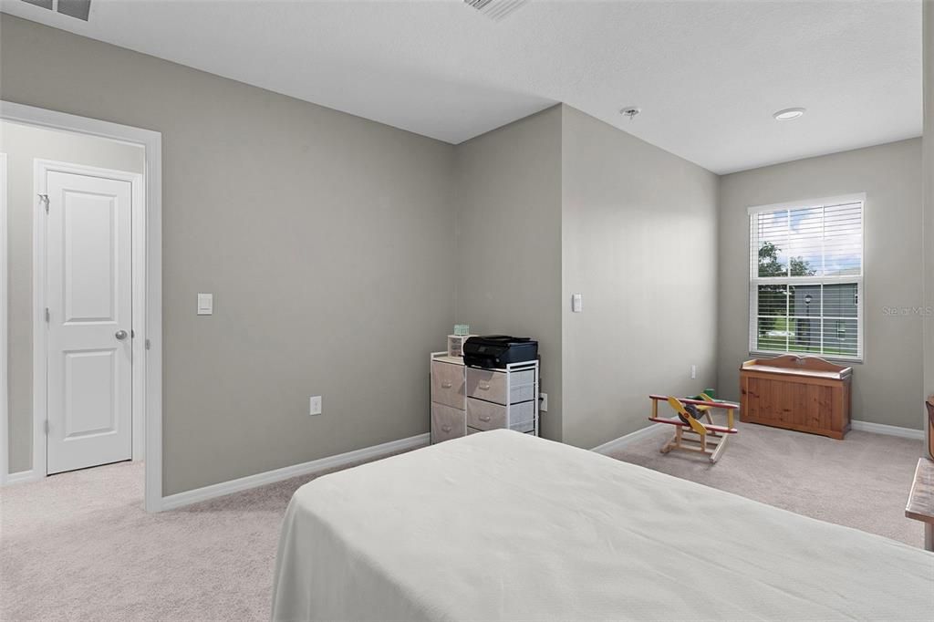 For Sale: $244,900 (3 beds, 2 baths, 1688 Square Feet)