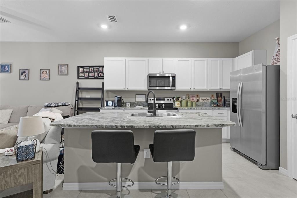 For Sale: $244,900 (3 beds, 2 baths, 1688 Square Feet)