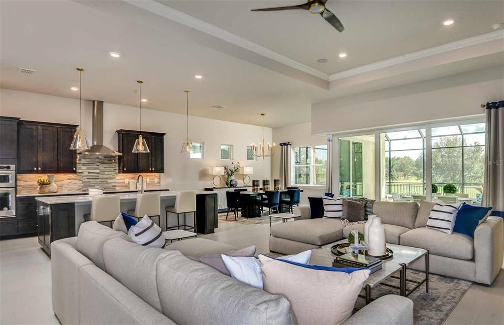 En Venta: $641,460 (3 camas, 3 baños, 2483 Pies cuadrados)