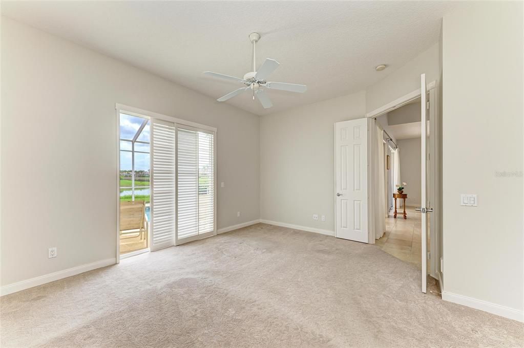 Activo con contrato: $599,900 (3 camas, 3 baños, 2008 Pies cuadrados)