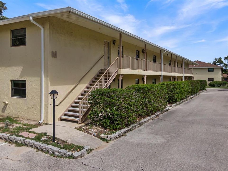 For Sale: $199,000 (2 beds, 2 baths, 1130 Square Feet)