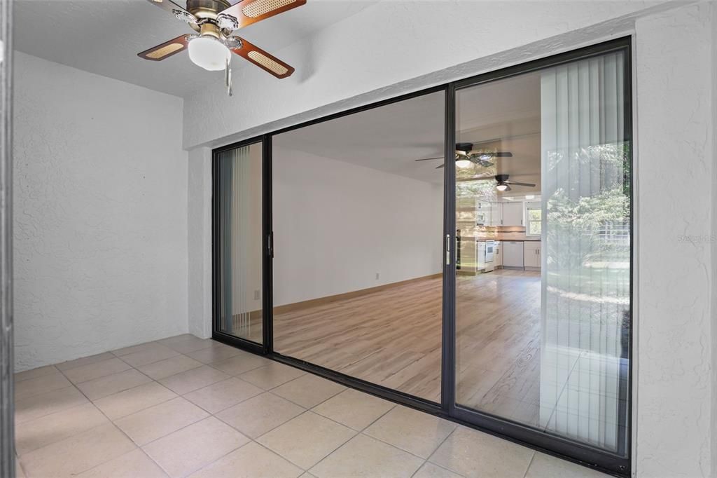 For Sale: $199,000 (2 beds, 2 baths, 1130 Square Feet)