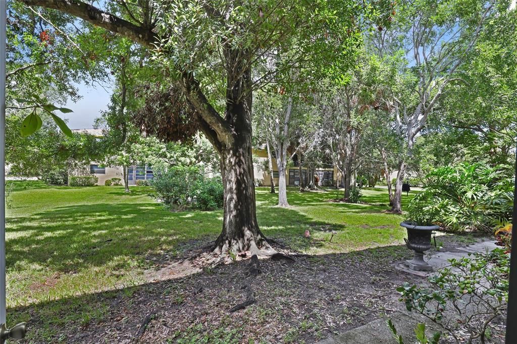 For Sale: $199,000 (2 beds, 2 baths, 1130 Square Feet)