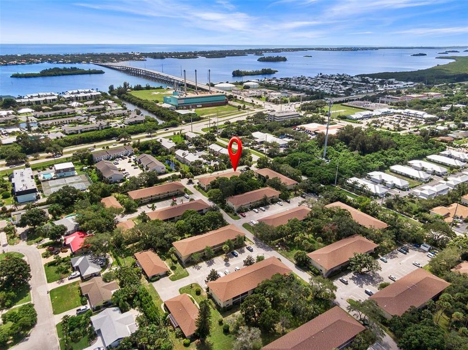 For Sale: $199,000 (2 beds, 2 baths, 1130 Square Feet)