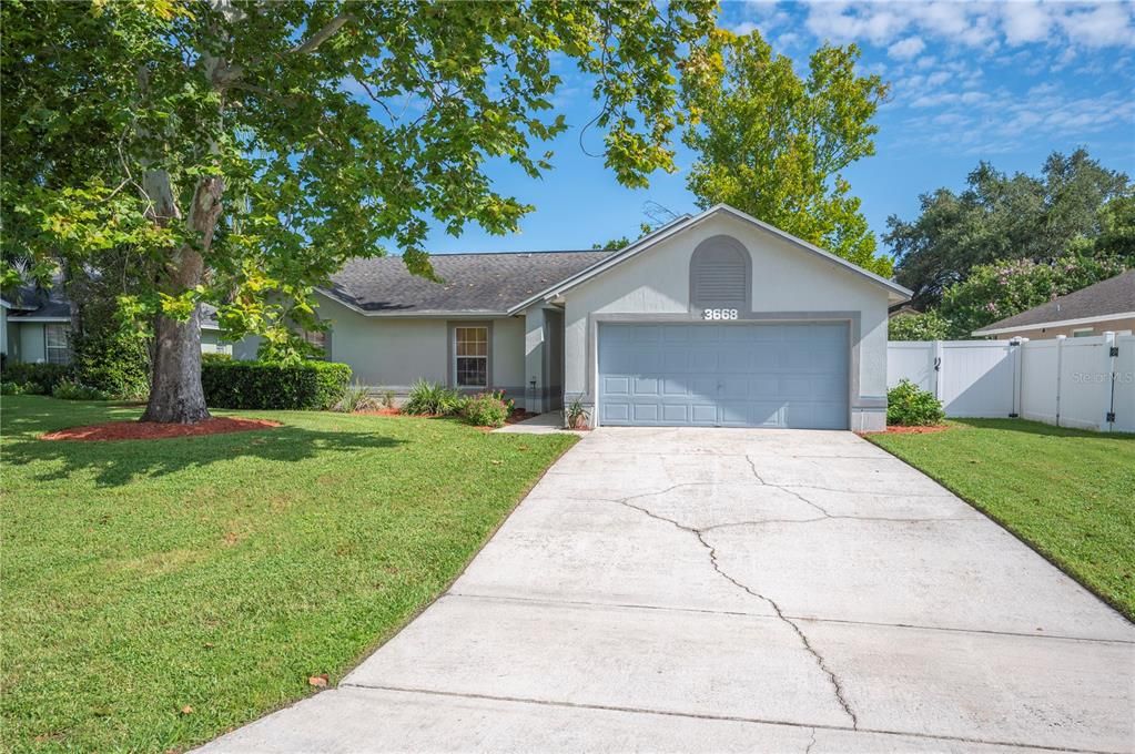 合同活跃: $325,000 (3 贝兹, 2 浴室, 1492 平方英尺)