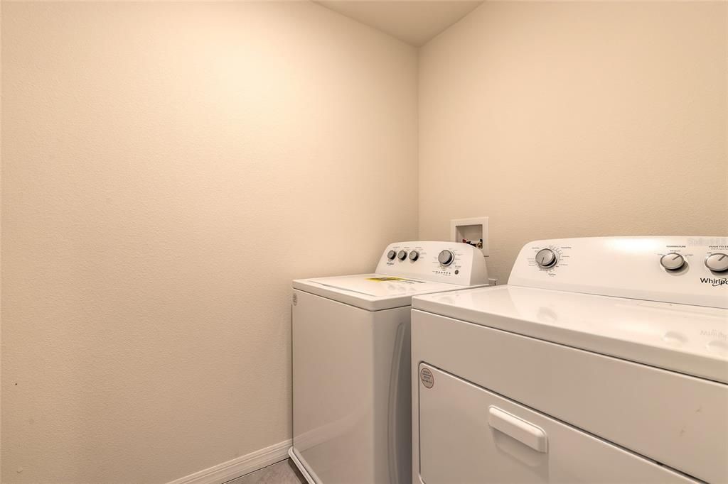 待售: $299,900 (3 贝兹, 2 浴室, 1614 平方英尺)