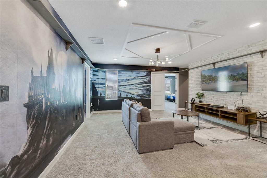 На продажу: $979,900 (8 спален, 5 ванн, 4289 Квадратных фут)