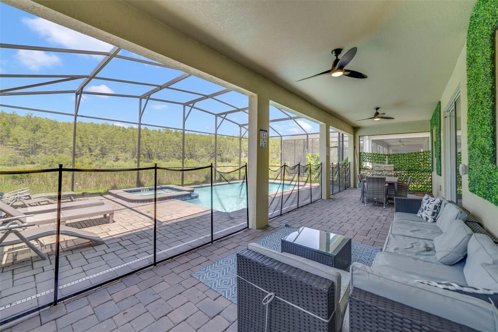 На продажу: $979,900 (8 спален, 5 ванн, 4289 Квадратных фут)