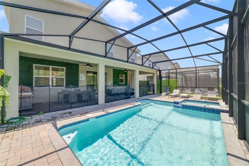 На продажу: $979,900 (8 спален, 5 ванн, 4289 Квадратных фут)