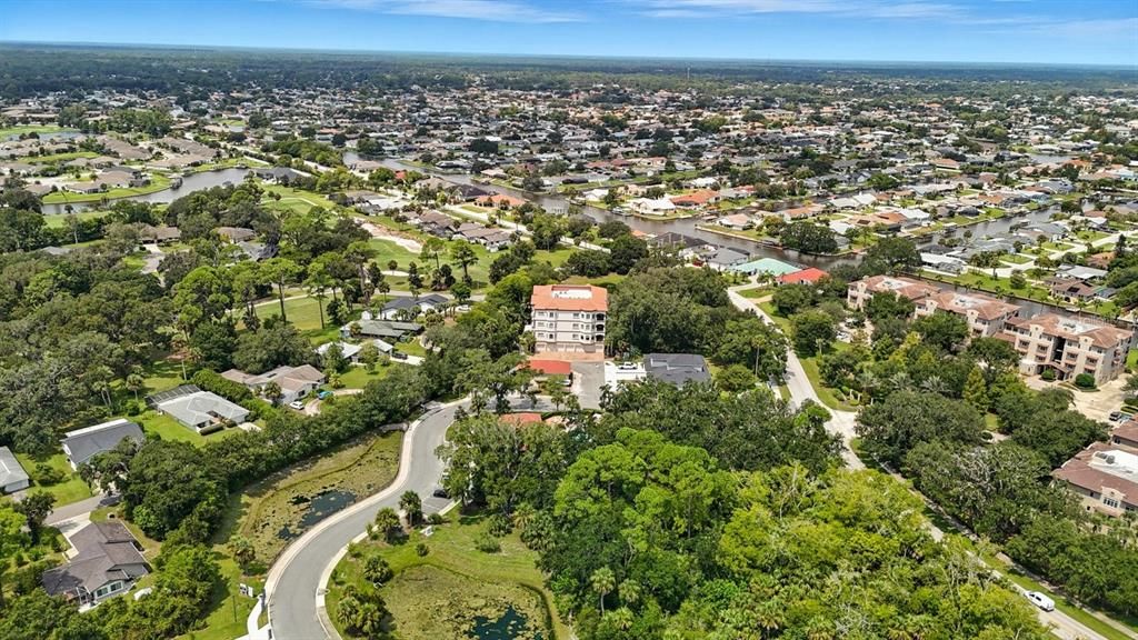 Под контрактом: $550,000 (3 спален, 2 ванн, 2501 Квадратных фут)