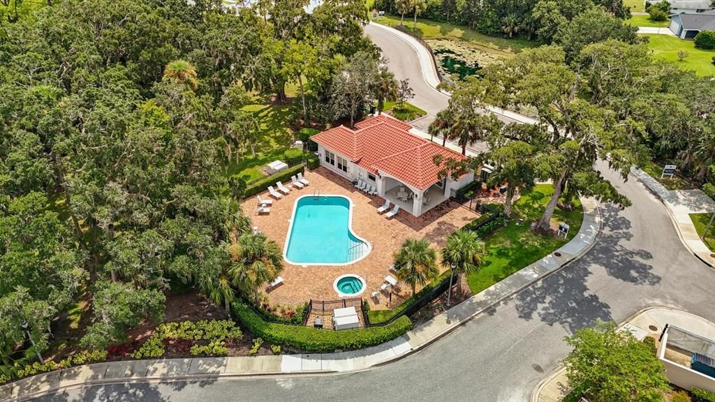 Под контрактом: $550,000 (3 спален, 2 ванн, 2501 Квадратных фут)