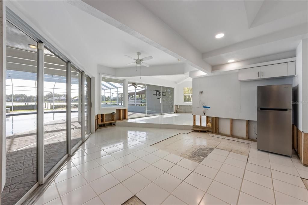 待售: $1,295,000 (4 贝兹, 4 浴室, 3294 平方英尺)