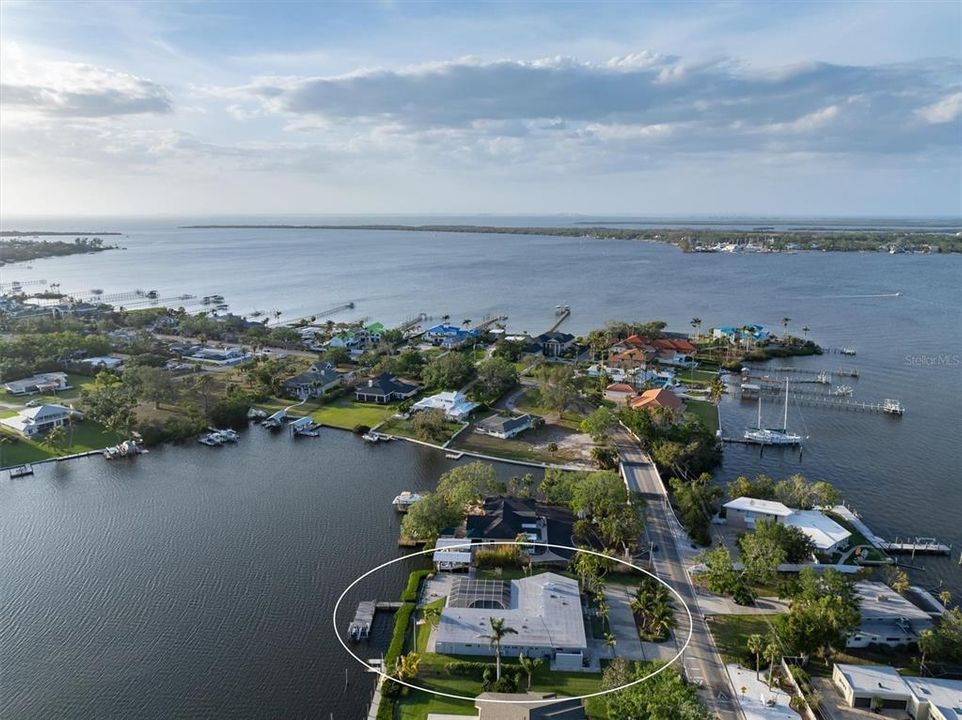 待售: $1,295,000 (4 贝兹, 4 浴室, 3294 平方英尺)