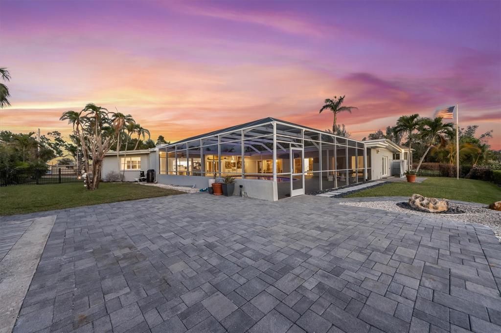 待售: $1,295,000 (4 贝兹, 4 浴室, 3294 平方英尺)