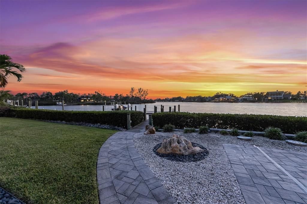 待售: $1,295,000 (4 贝兹, 4 浴室, 3294 平方英尺)