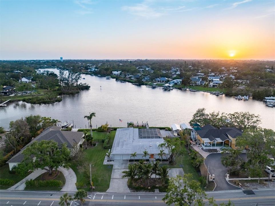 待售: $1,295,000 (4 贝兹, 4 浴室, 3294 平方英尺)