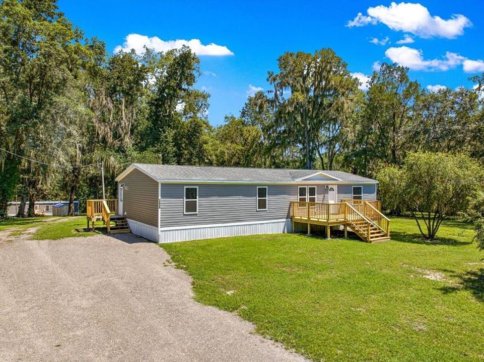 待售: $535,000 (6 贝兹, 4 浴室, 2328 平方英尺)