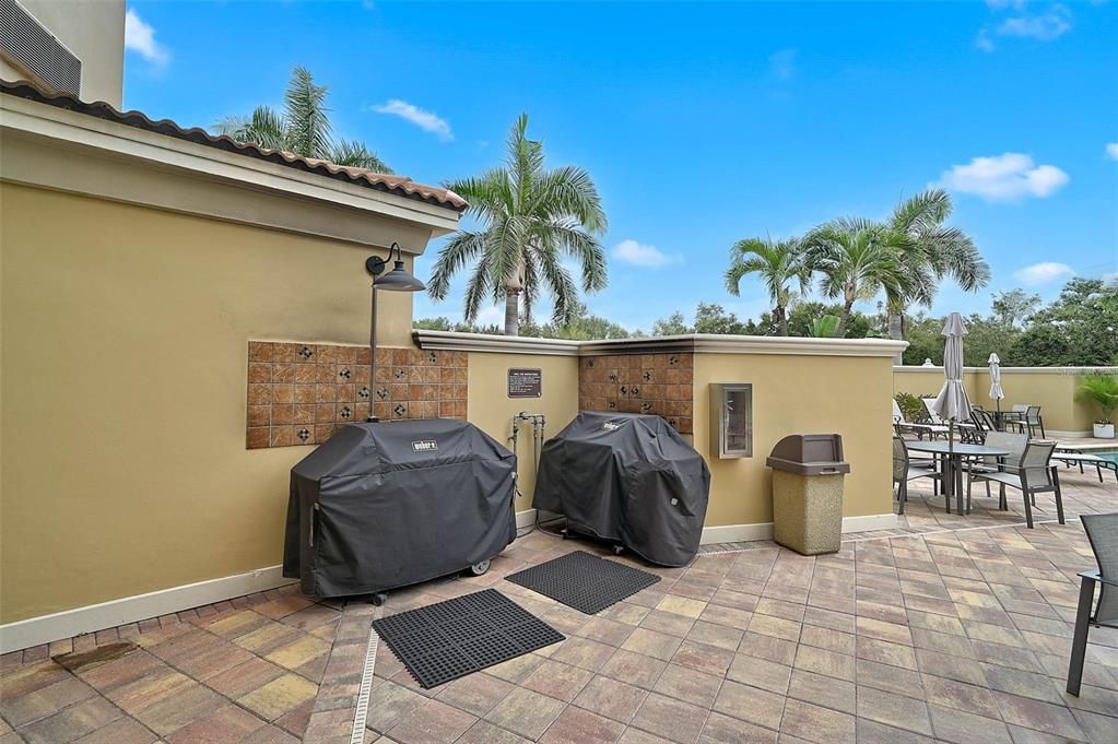 Active With Contract: $609,000 (3 beds, 2 baths, 1447 Square Feet)