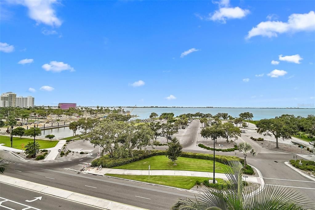 Active With Contract: $609,000 (3 beds, 2 baths, 1447 Square Feet)